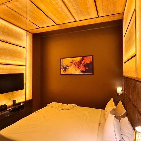 Galaxy Club & Hotel Bijāpur Zewnętrze zdjęcie
