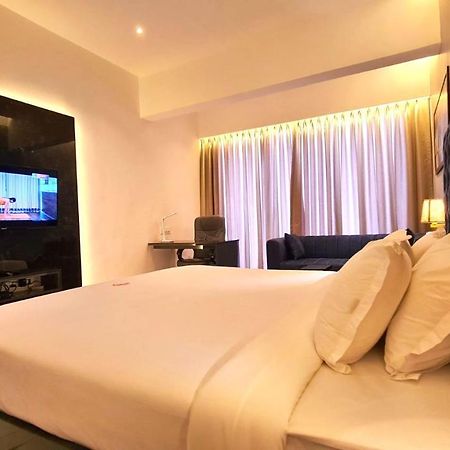 Galaxy Club & Hotel Bijāpur Zewnętrze zdjęcie
