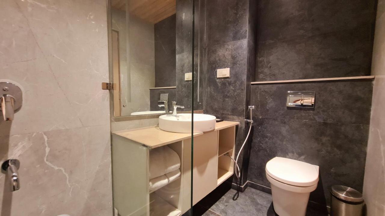 Galaxy Club & Hotel Bijāpur Zewnętrze zdjęcie