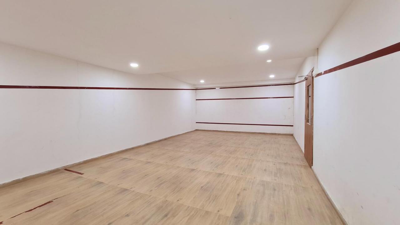 Galaxy Club & Hotel Bijāpur Zewnętrze zdjęcie