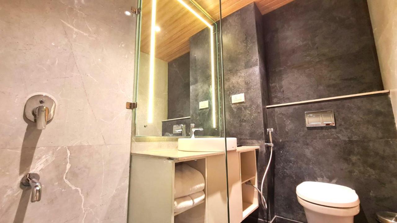 Galaxy Club & Hotel Bijāpur Zewnętrze zdjęcie